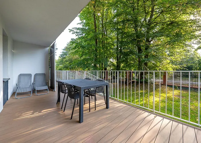 Apartamentyprzymorzu 010 Z Basenem Tarasem I Ogrodkiem