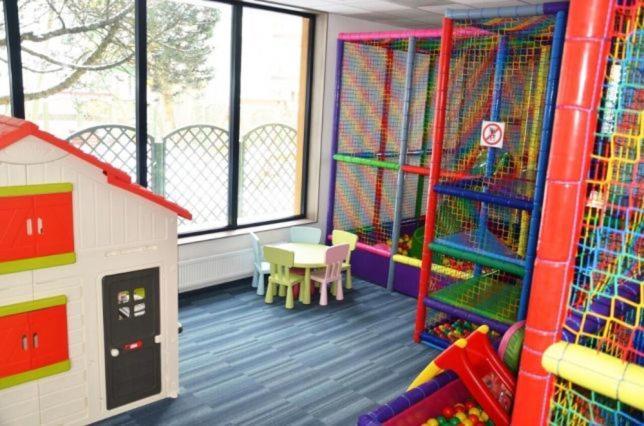 Apartmán Apartamentyprzymorzu 010 Z Basenem Tarasem I Ogrodkiem Kolobřeh
