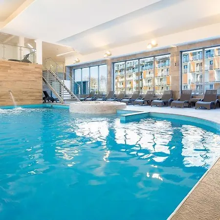 Apartamentyprzymorzu 010 Z Basenem Tarasem I Ogrodkiem Kolobřeh Exteriér fotografie